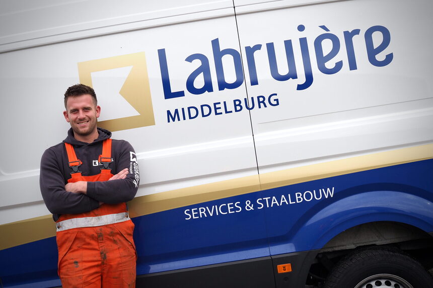 Robin vd Woestijne - 01