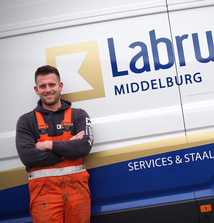 Robin vd Woestijne - 01