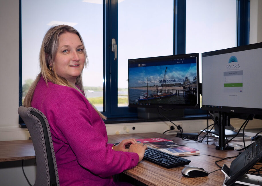 HvdHS-03
