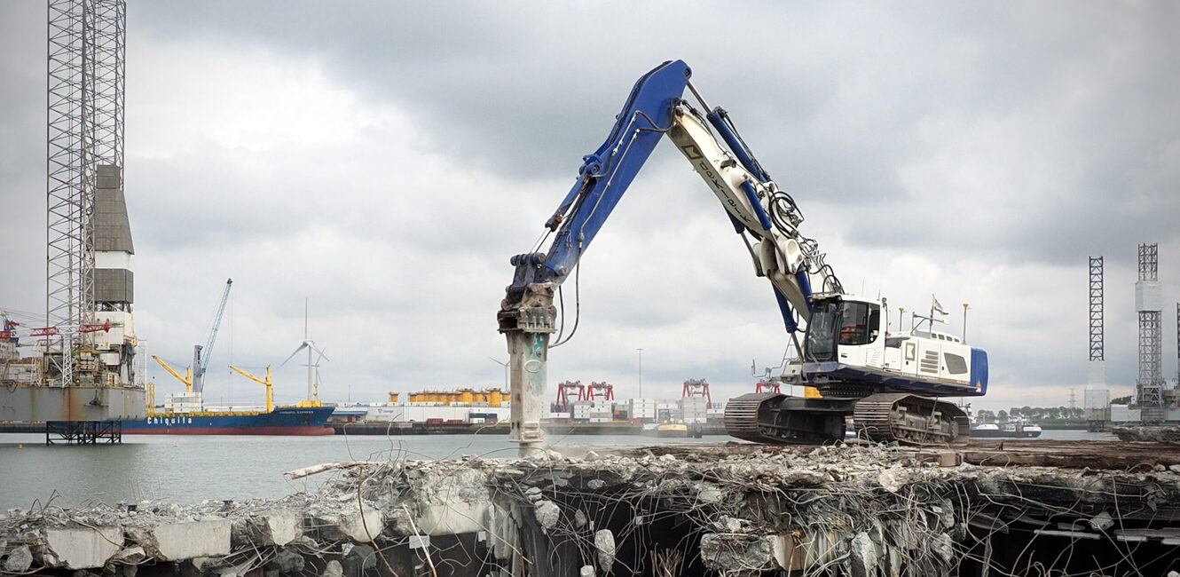 Liebherr R956 1